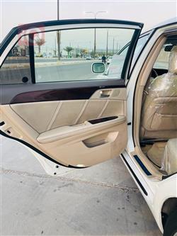 تويوتا أفالون